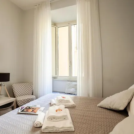 Eighty Four Luxury Πανσιόν 3*