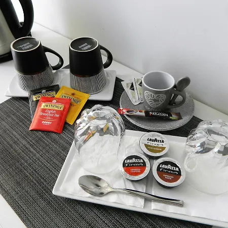 Eighty Four Gasthuis 4*