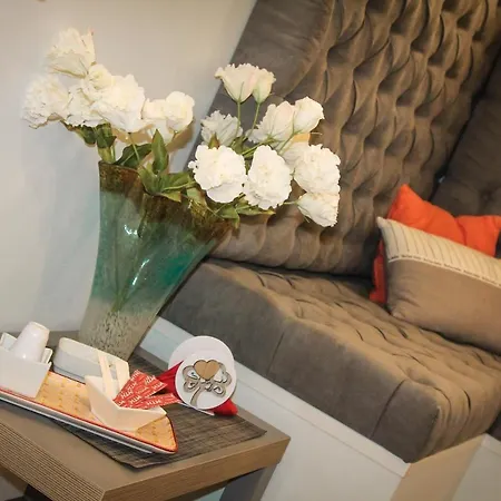 Gasthuis Eighty Four