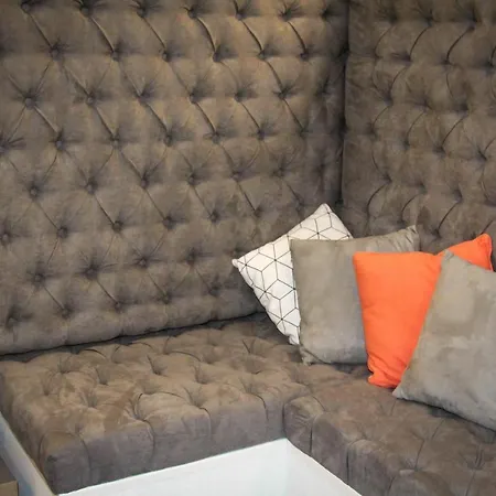 Eighty Four Gasthuis Rome