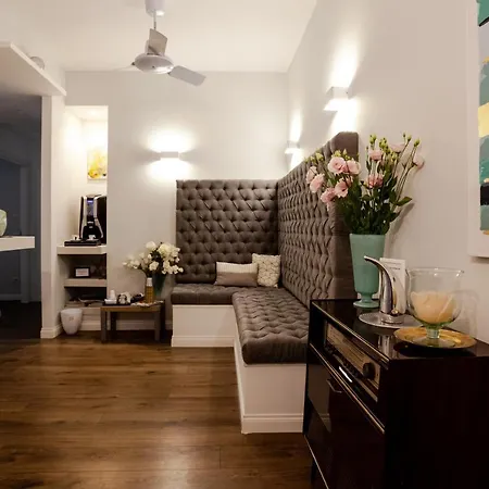 Guest house Eighty Four Luxury