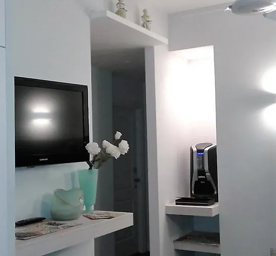 Pensionat Eighty Four 4*